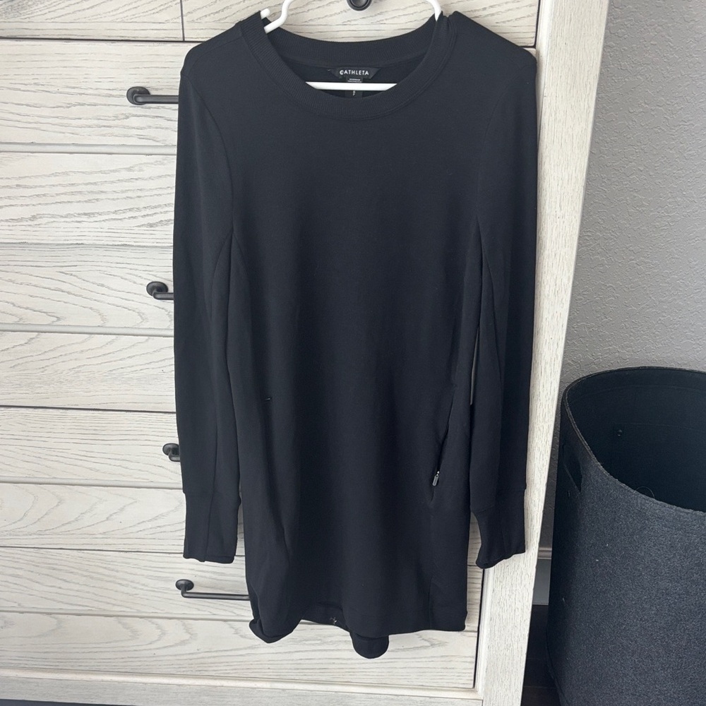 Athleta Black Long Sleeve Tunic. Super soft and warm!